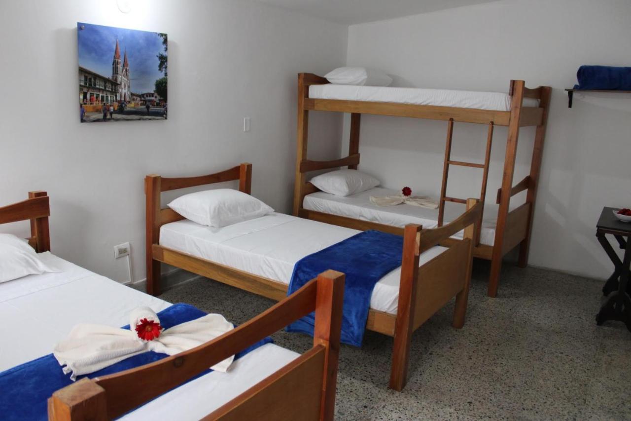 Absolute Hotel & Hostel Boutique Медельин Экстерьер фото